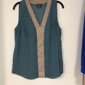market & spruce v neck sleeveless blouse size m